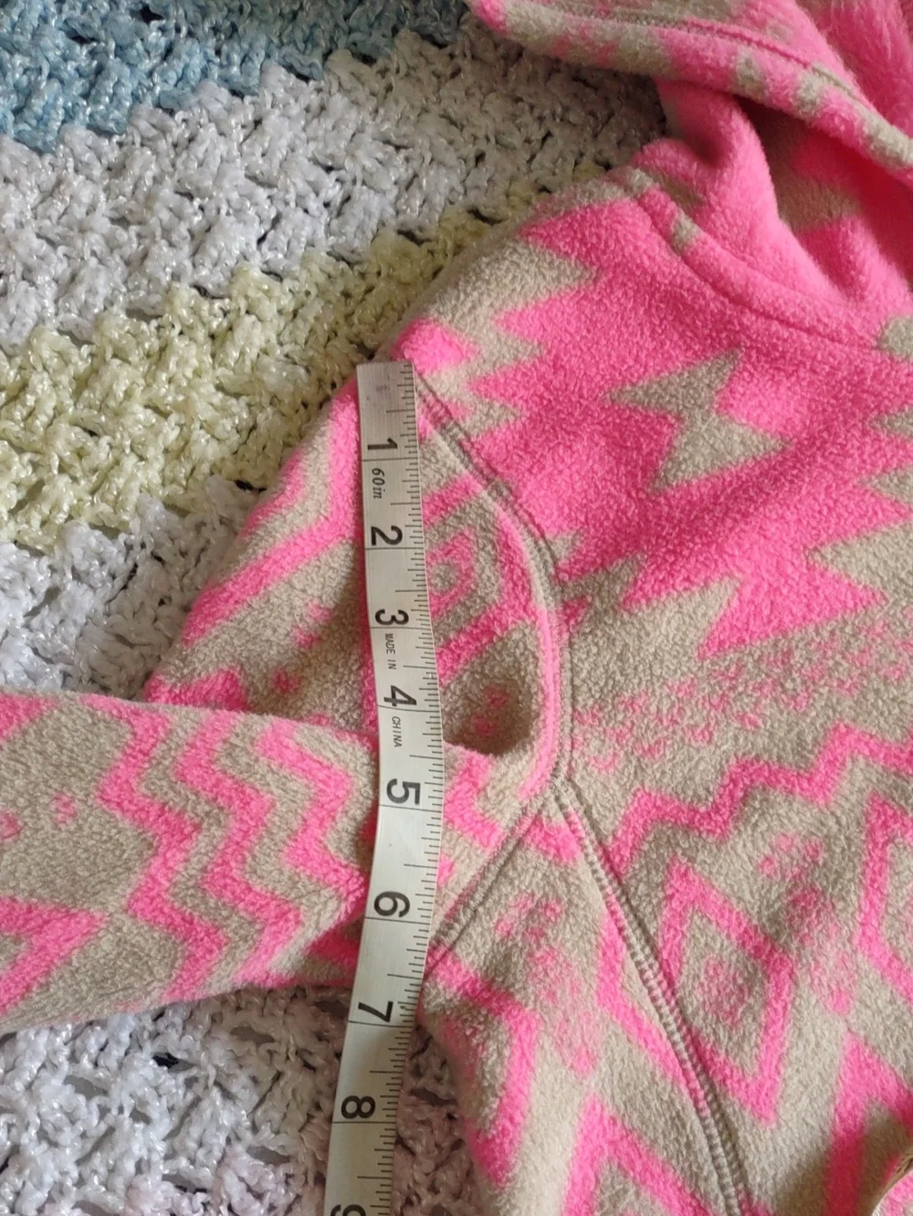 Old Navy Girl's Large 10/12 Pink Tribal Print Fleece Hoodie